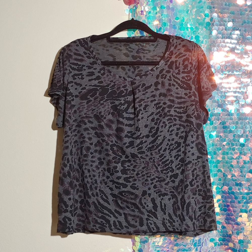 🐆NWOT Marks & Spencer Animal Print Sheer Shirt